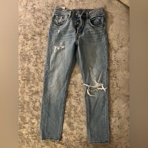 Levi’s 501 Skinny Distressed